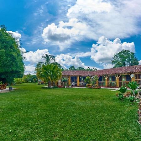 Finca Hotel La Negrita モンテネグロ エクステリア 写真