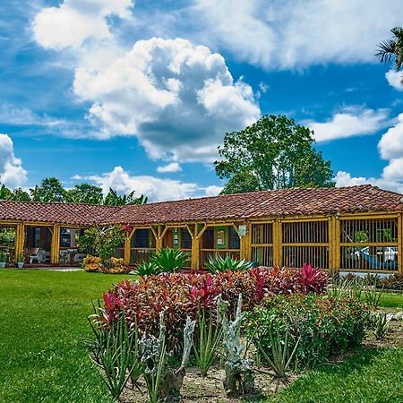 Finca Hotel La Negrita モンテネグロ エクステリア 写真