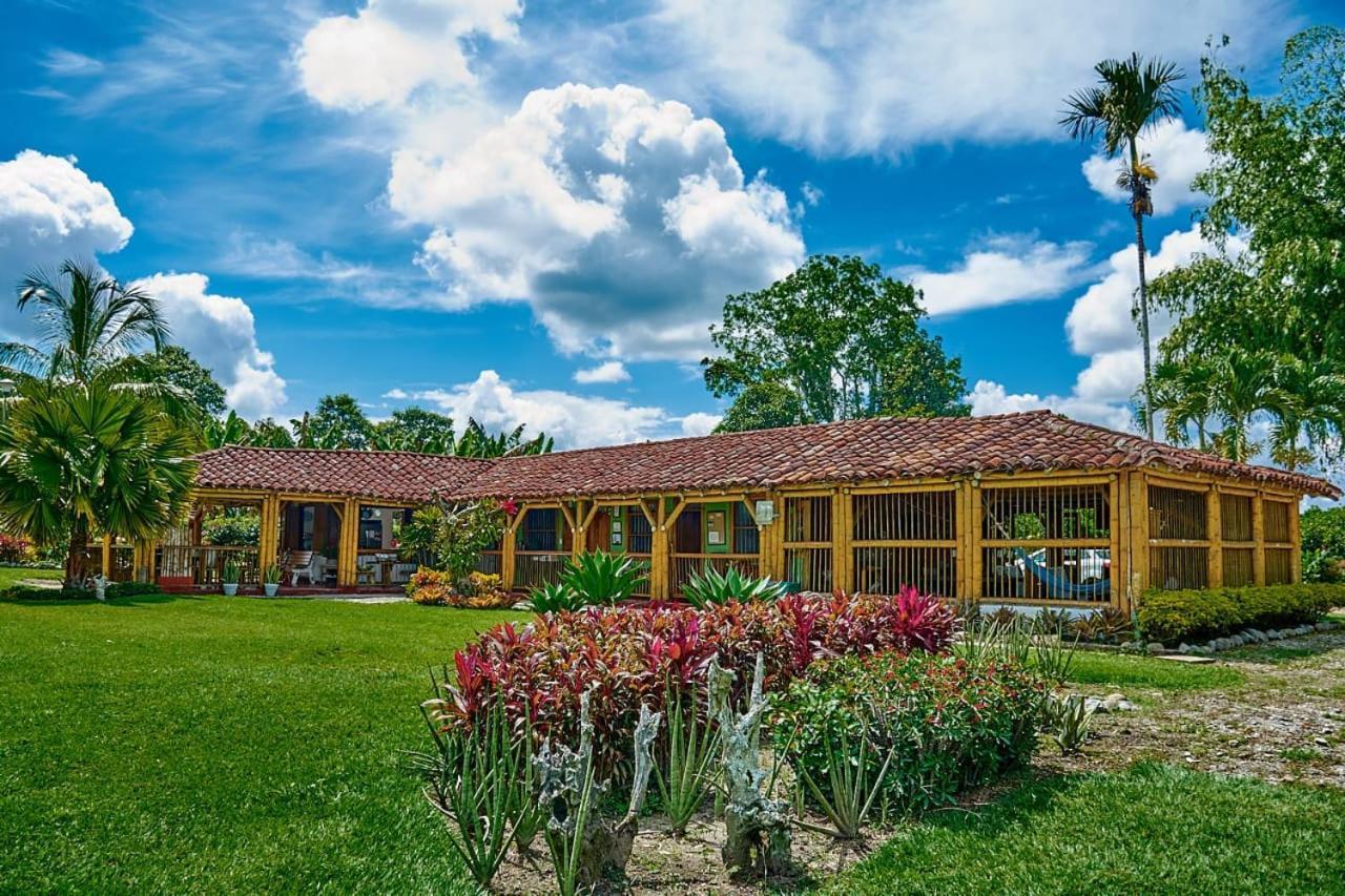 Finca Hotel La Negrita モンテネグロ エクステリア 写真